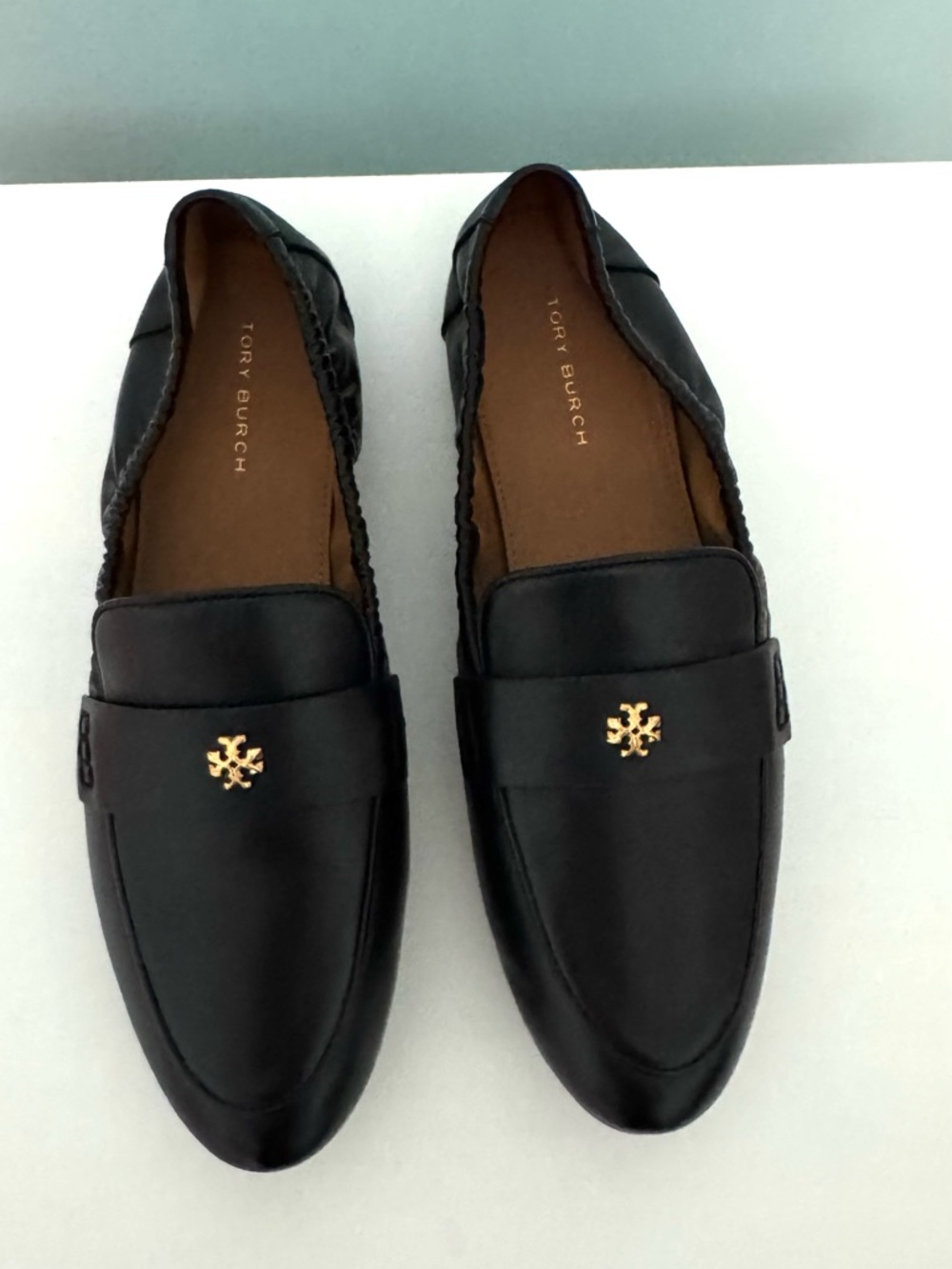 Tory Burch Ballet Loafer Leather Black 6.5 Gold Logo NWB
